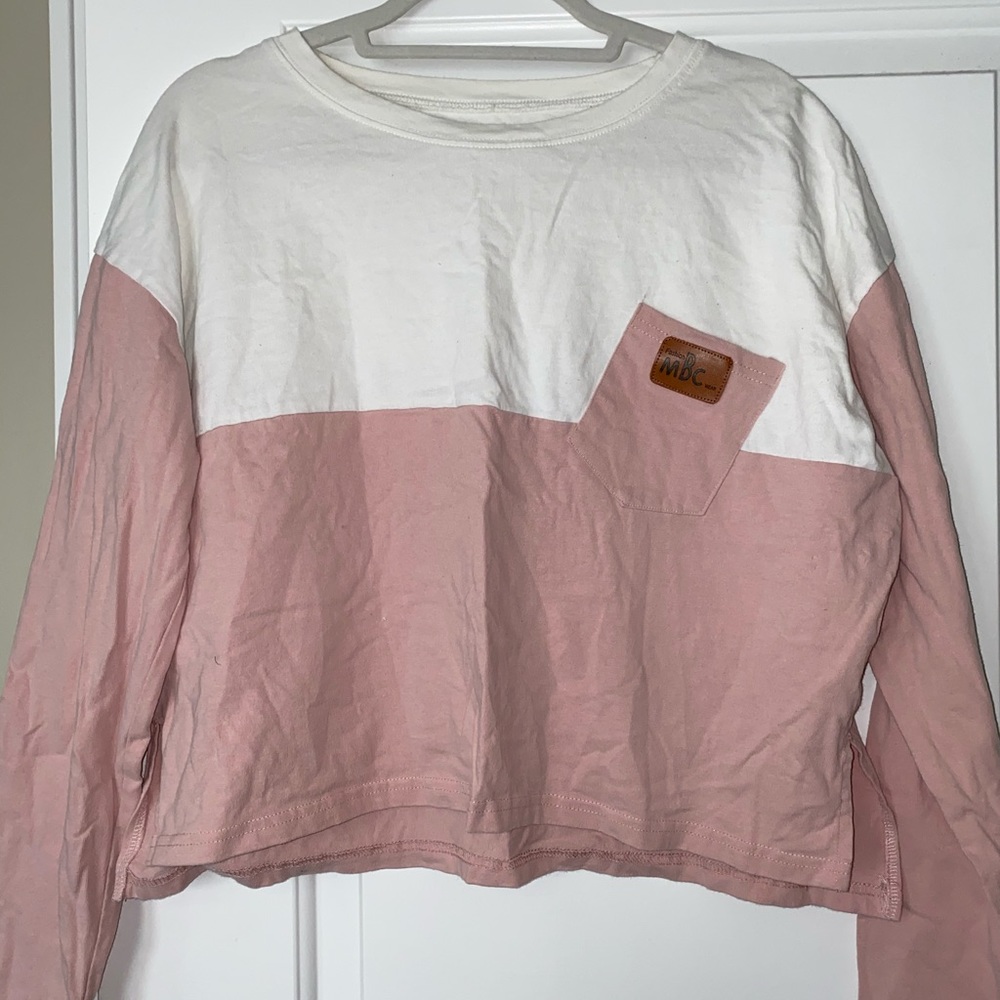Two toned crop top